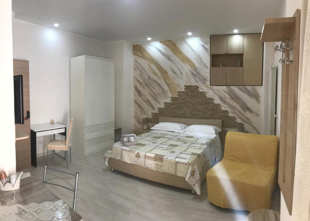 Bed And Breakfast La Volpe Rossa Regalbuto Luaran gambar